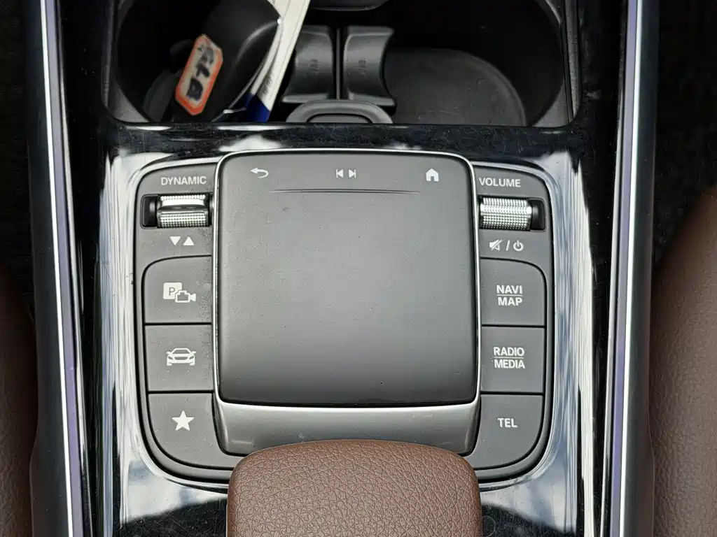 Mercedes-Benz GLB 2021 — фото 17