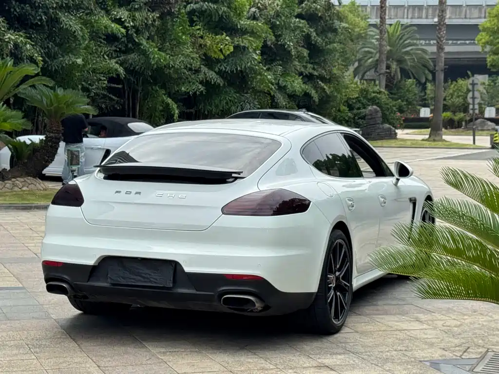 Porsche Panamera 2014 — фото 7
