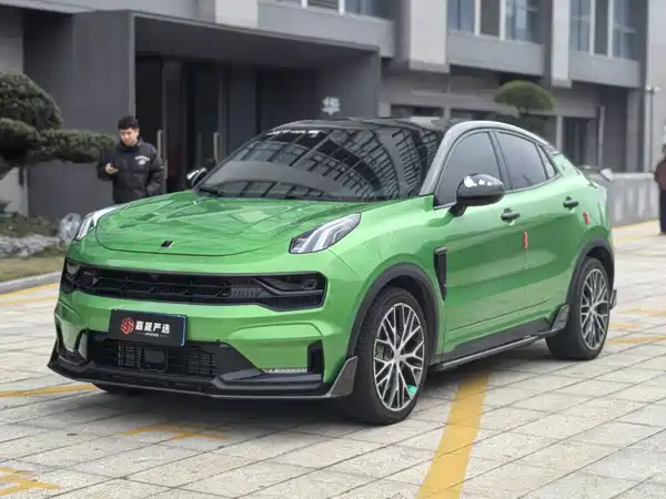 Lynk & Co 05 2022