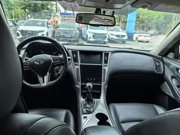Infiniti Q50L 2018
