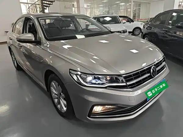 Volkswagen Bora 2021
