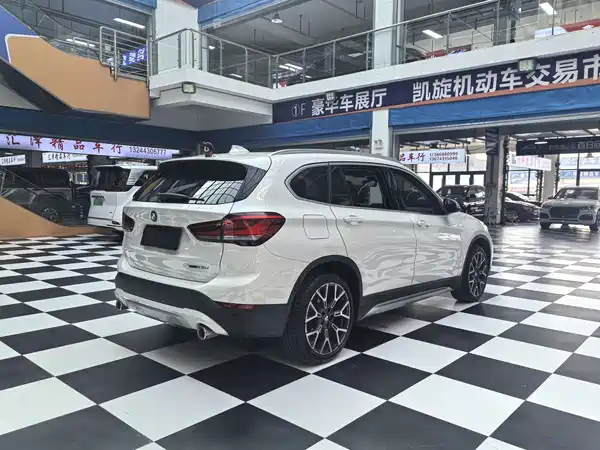 BMW X1 2022