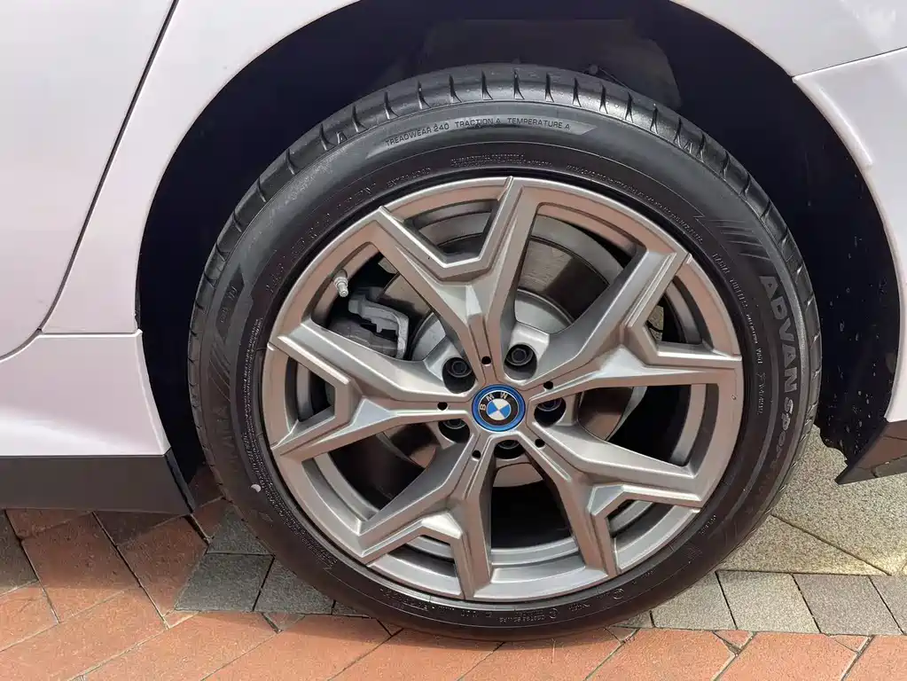 BMW i3 2023 — фото 8