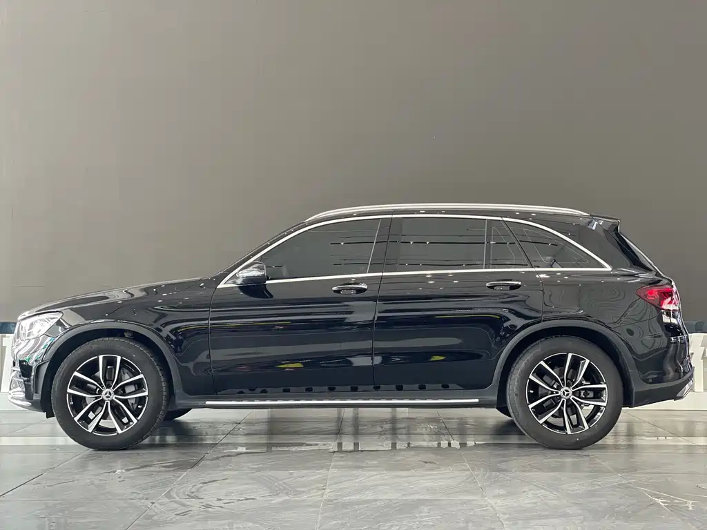 Mercedes-Benz GLC 2022 — фото 13