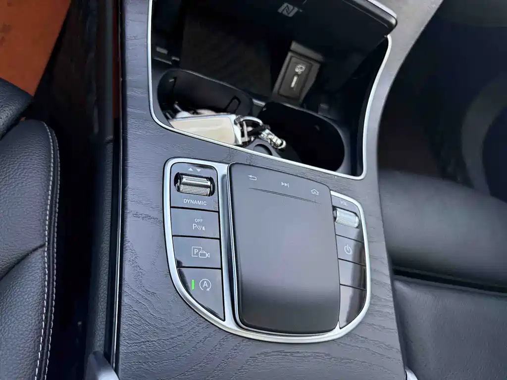 Mercedes-Benz C-Class 2019 — фото 33