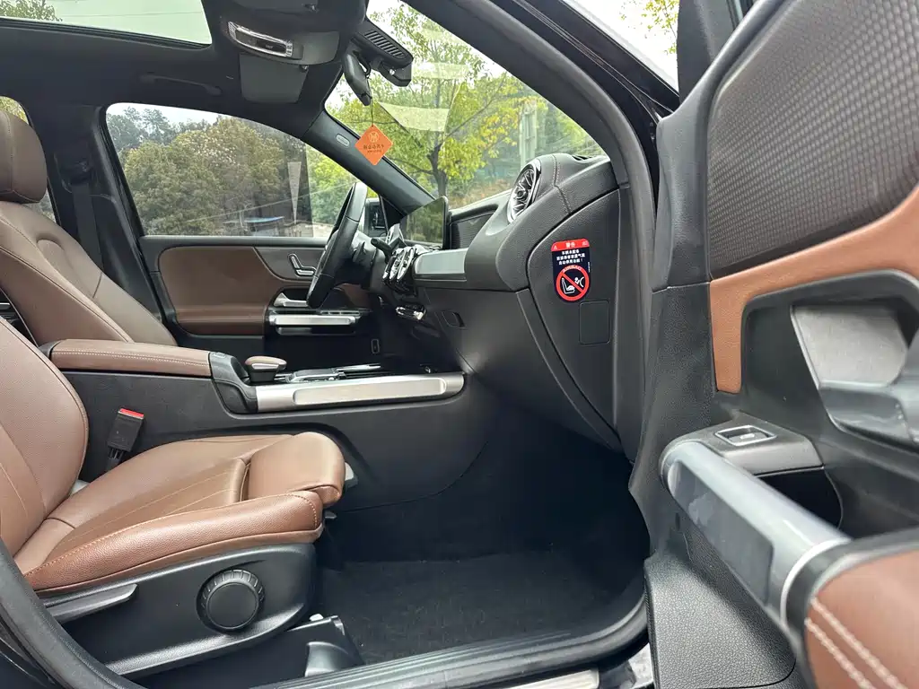 Mercedes-Benz GLB 2022 — фото 10