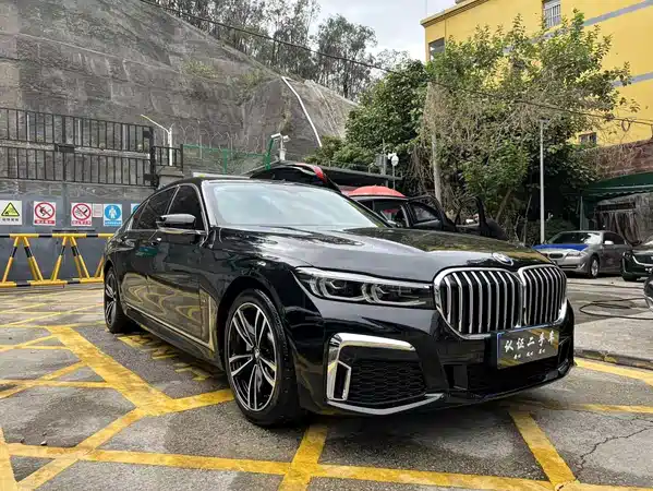 BMW 7 Series 2021