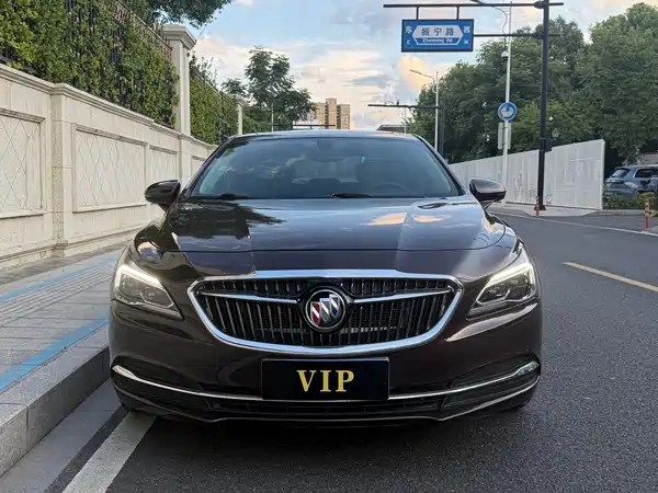 Buick LaCrosse 2018