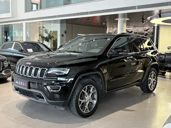 Jeep Grand Cherokee 2020