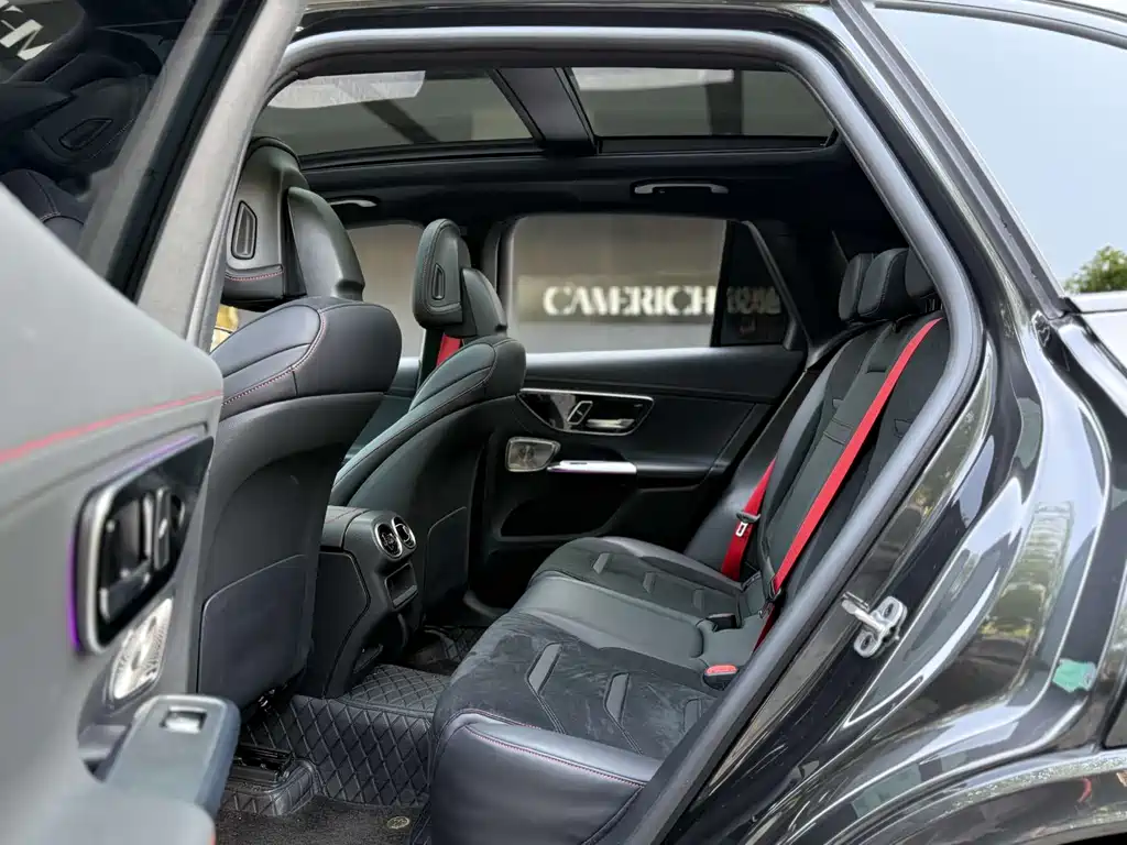Mercedes-Benz GLC AMG 2025 — фото 7
