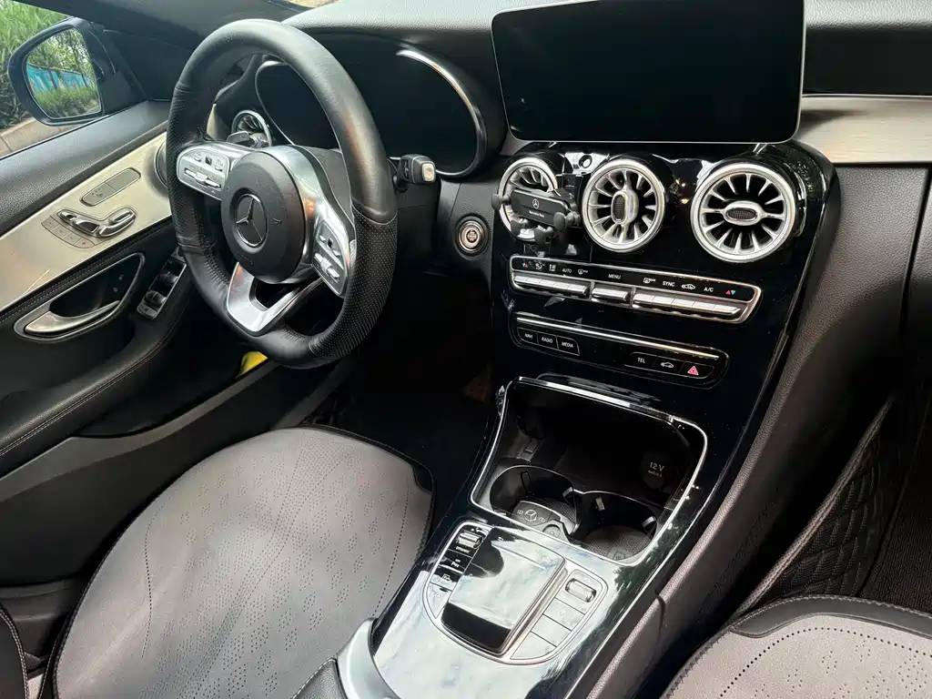 Mercedes-Benz C-Class 2018 — фото 11