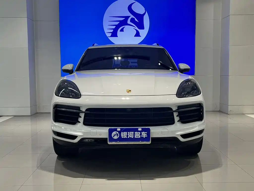 Porsche Cayenne 2019 — фото 2