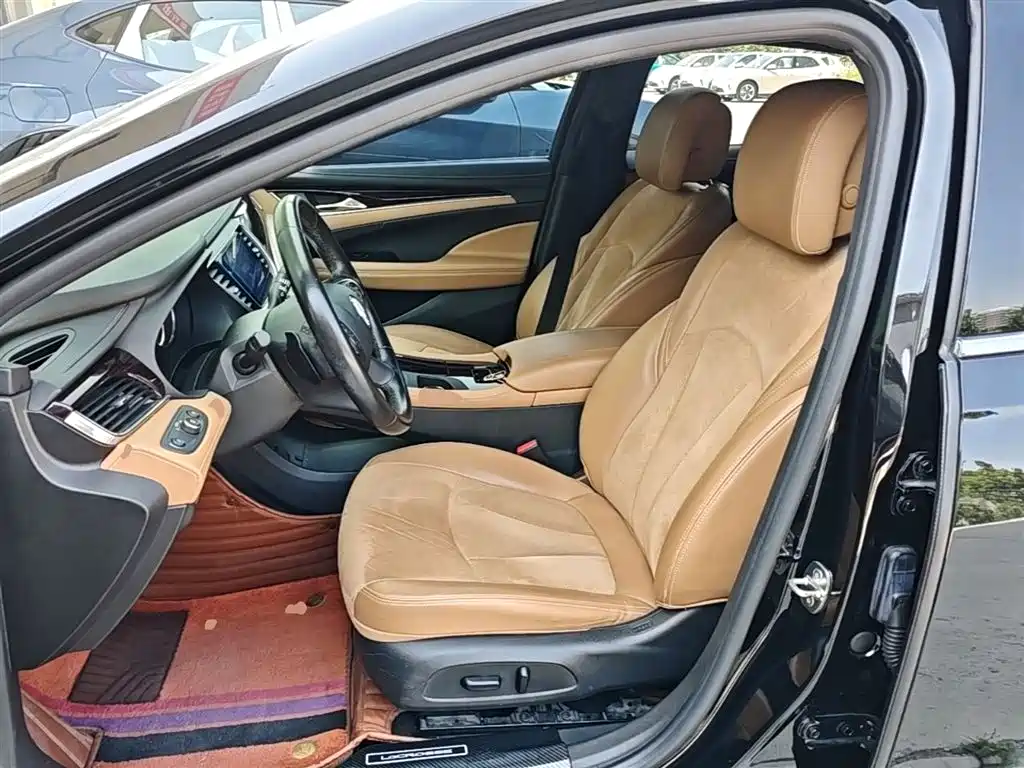Buick LaCrosse 2019 — фото 15