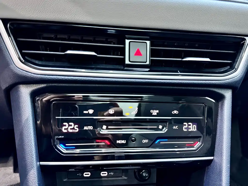Volkswagen Tharu 2023 — фото 15