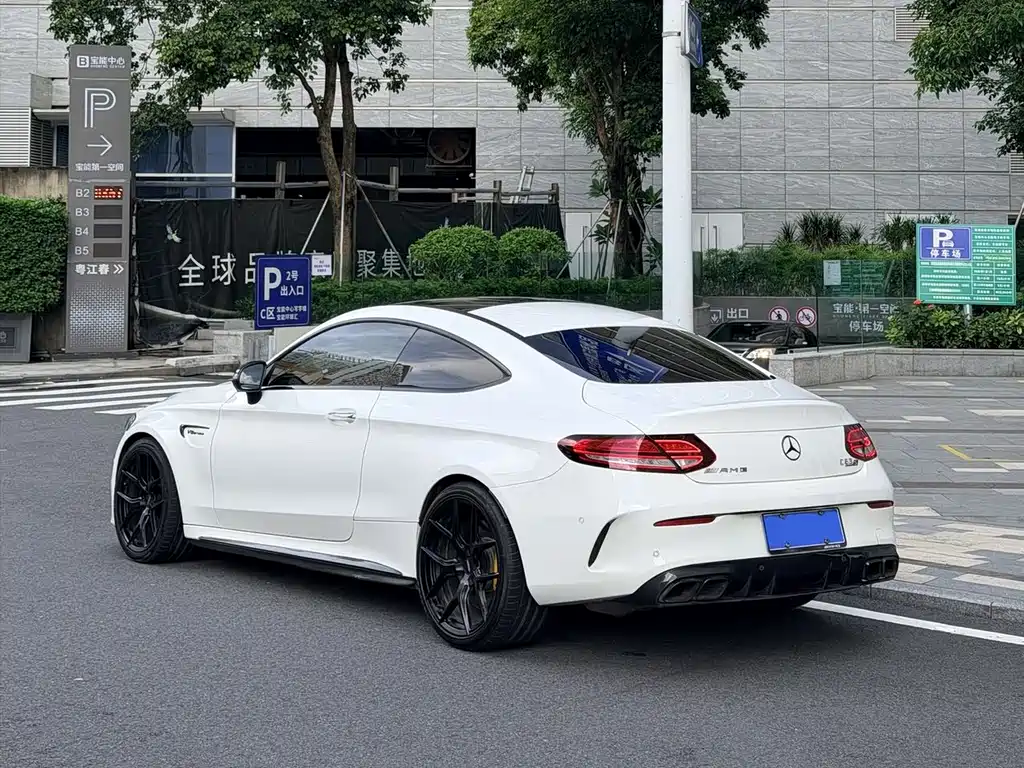 Mercedes-Benz C-Class AMG 2020 — фото 5