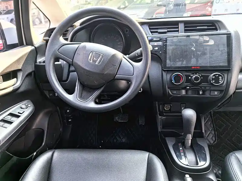 Honda Fit 2020 — фото 8