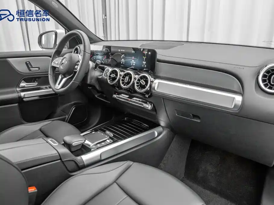 Mercedes-Benz GLB 2023 — фото 14