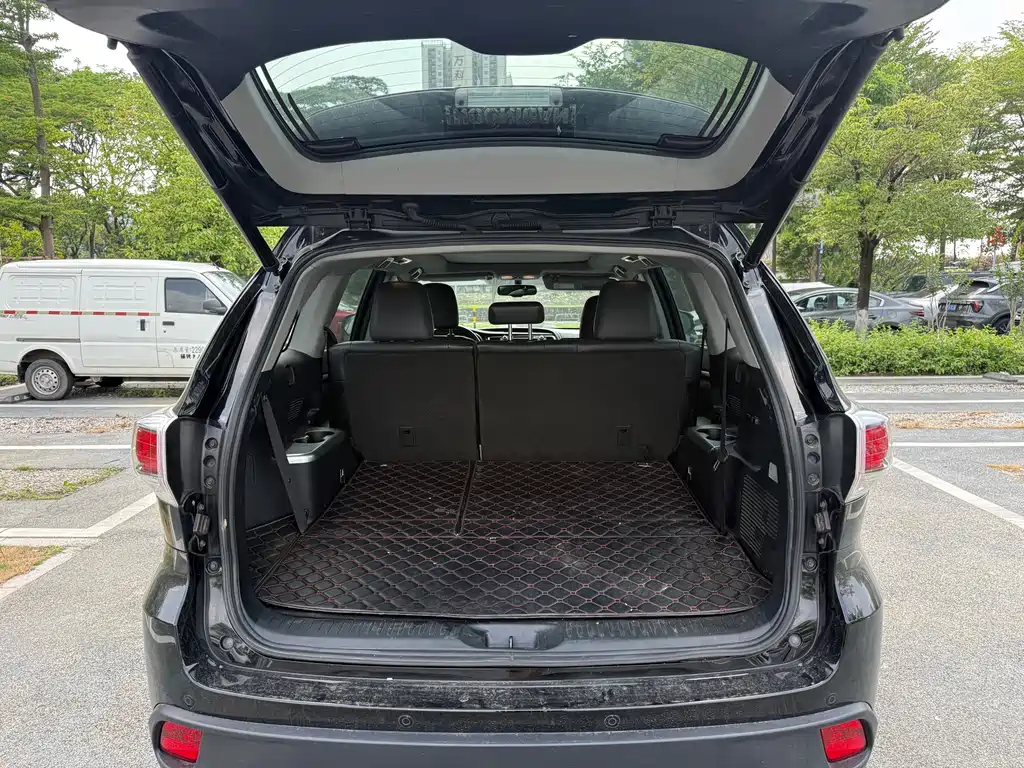 Toyota Highlander 2016 — фото 21