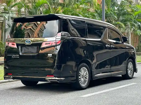 Toyota Vellfire 2021