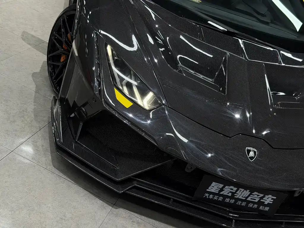 Lamborghini Huracan 2015 — фото 11
