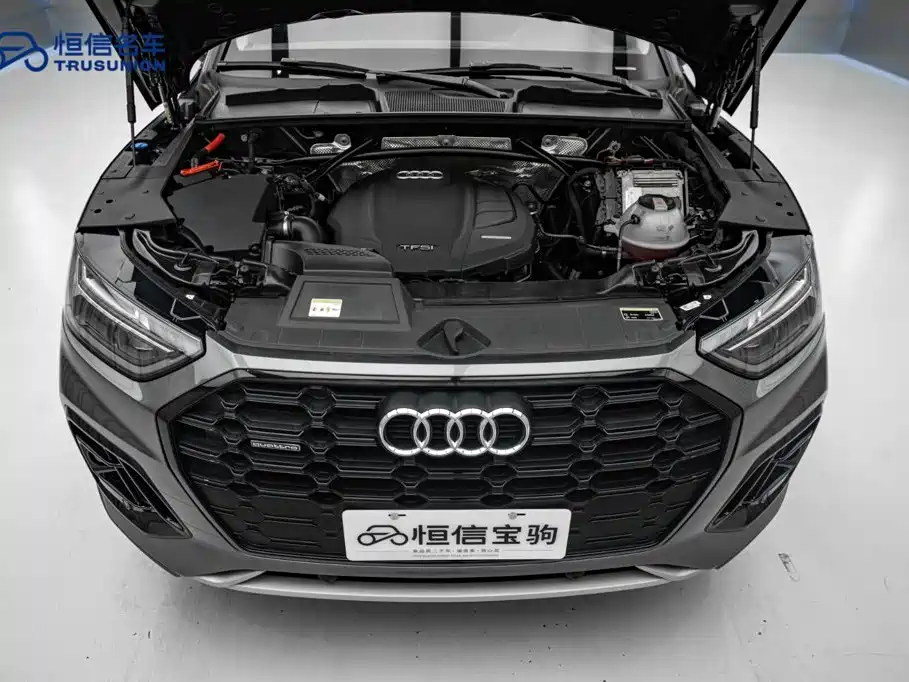 Audi Q5L 2022 — фото 21
