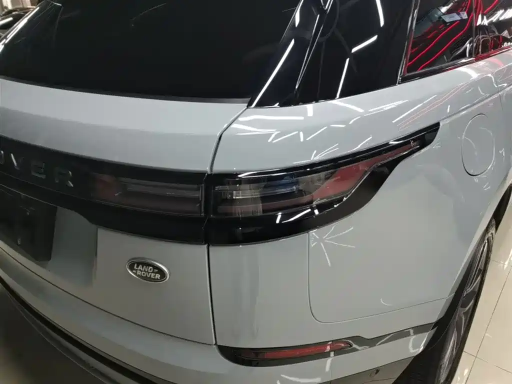 Land Rover Velar 2023 — фото 8