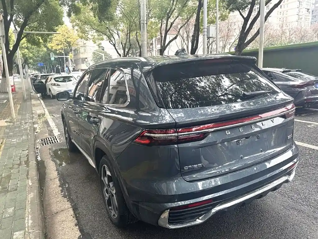 Geely Xingyue L 2022 — фото 16