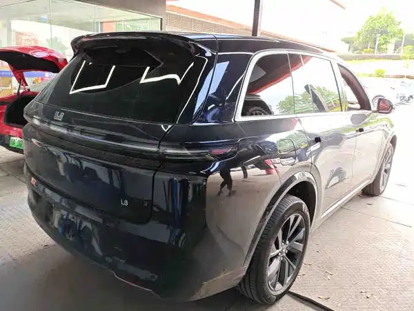 Li Auto L8 2024