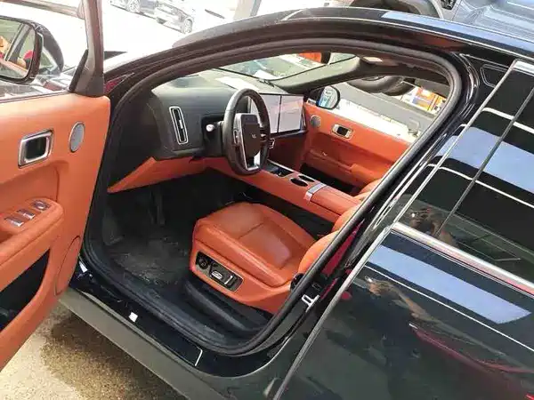 Li Auto L8 2024