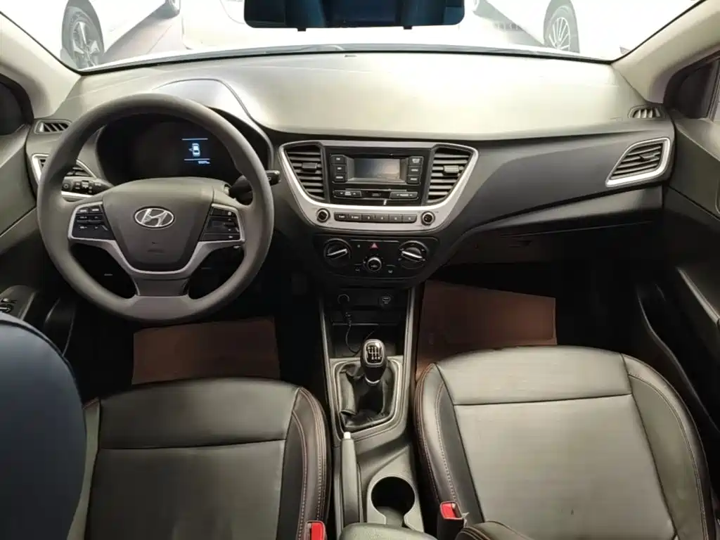 Hyundai Verna 2021 — фото 10