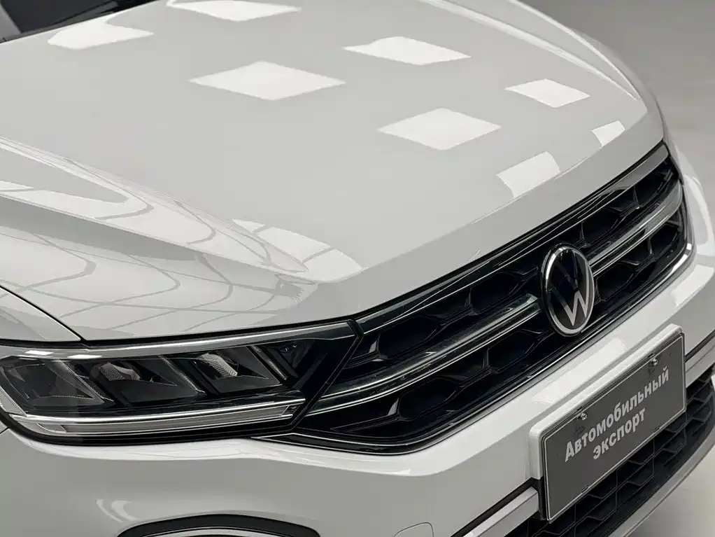Volkswagen T-Roc 2023