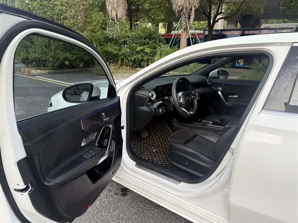 Mercedes-Benz A-Class 2023