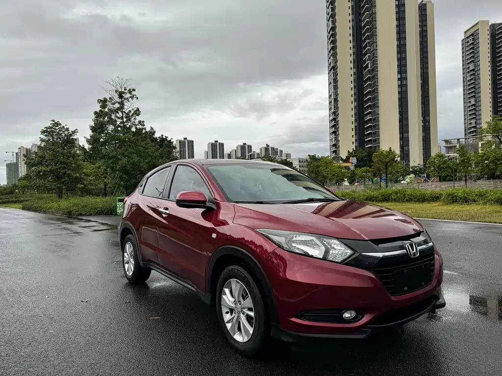 Honda Vezel 2015
