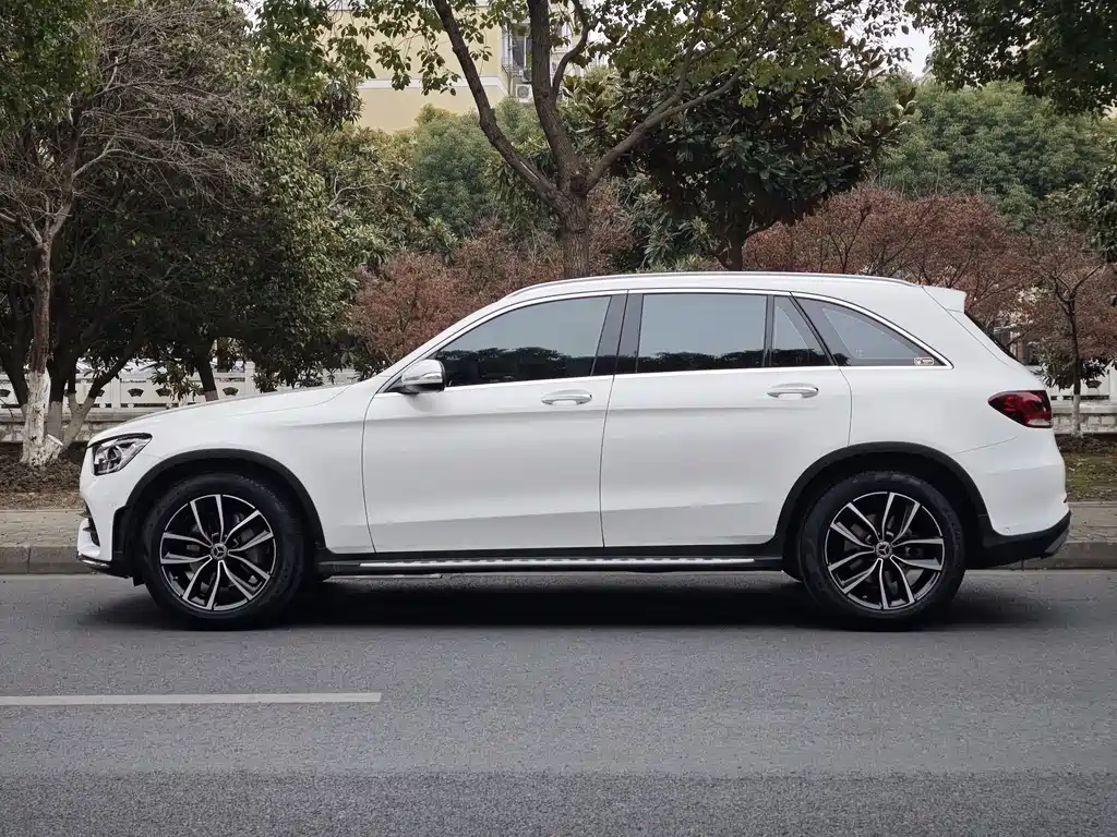 Mercedes-Benz GLC 2020 — фото 14