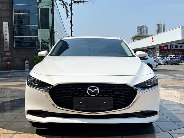 Mazda 3 Axela 2021
