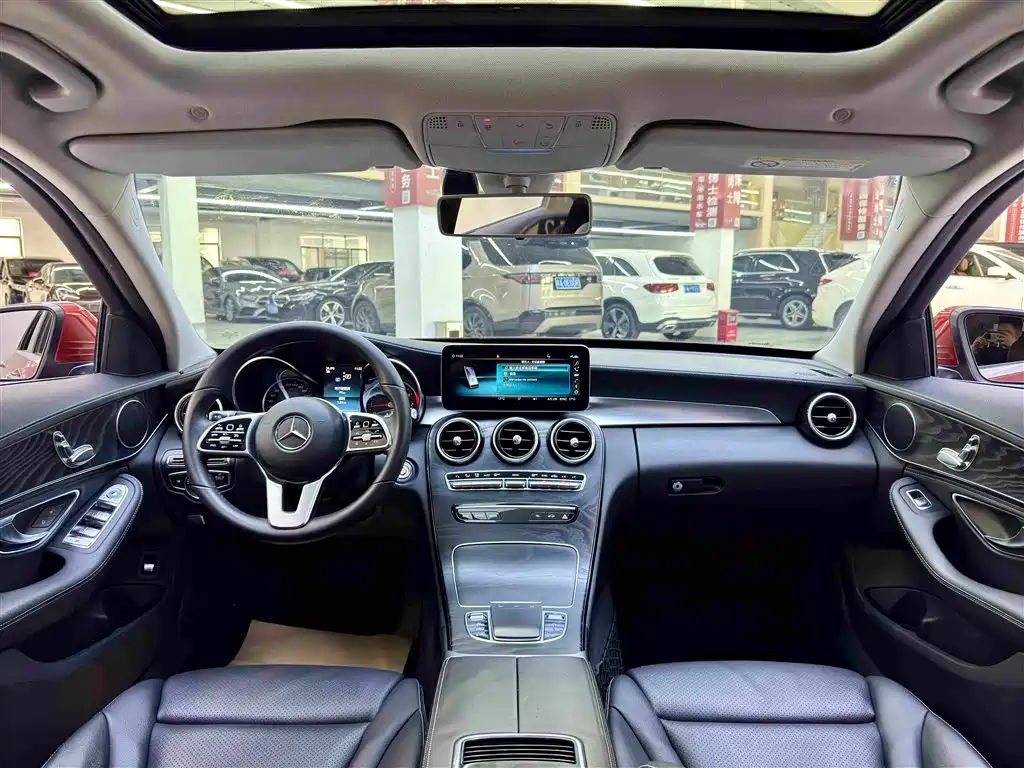 Mercedes-Benz C-Class 2018 — фото 9