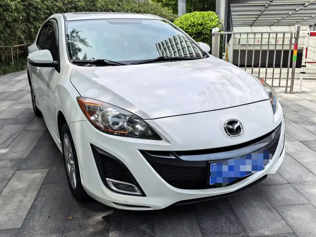 Mazda 3 Xingcheng 2012 — фото 2