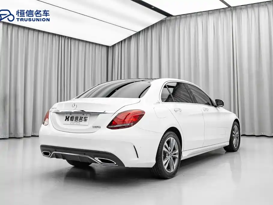 Mercedes-Benz C-Class 2021