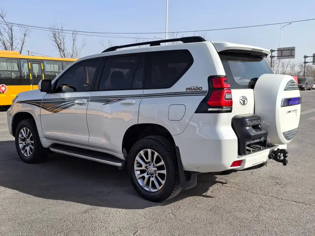 Toyota Prado 2019 — фото 12