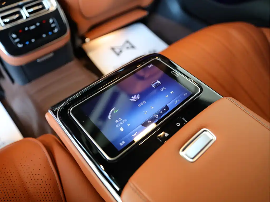 Mercedes-Benz S-Class 2022 — фото 13