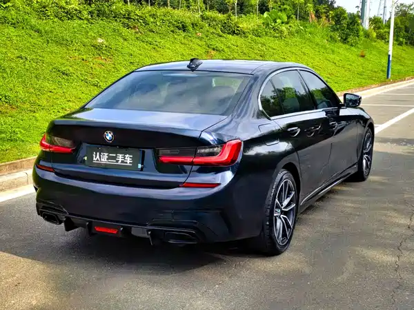 BMW 3 Series 2021
