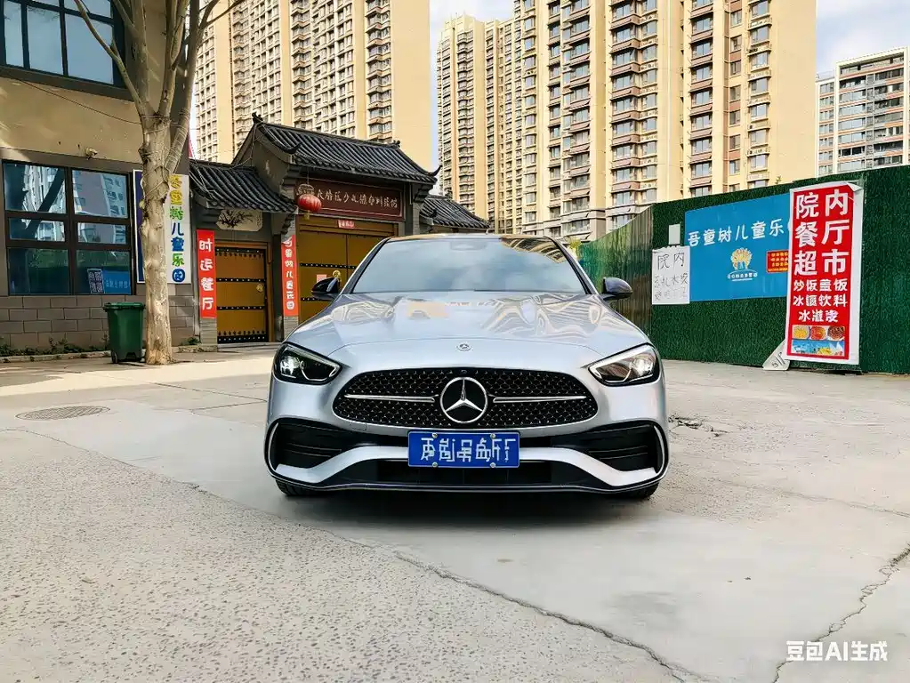 Mercedes-Benz C-Class 2023 — фото 2