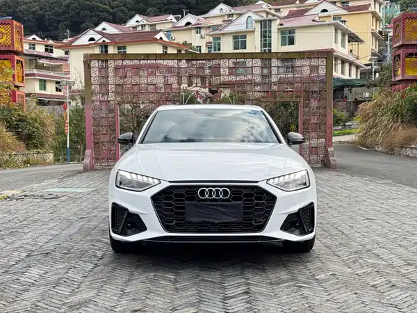 Audi A4L 2024