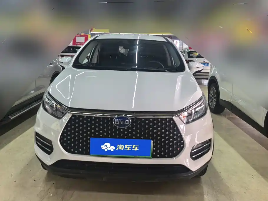 BYD S2 2020