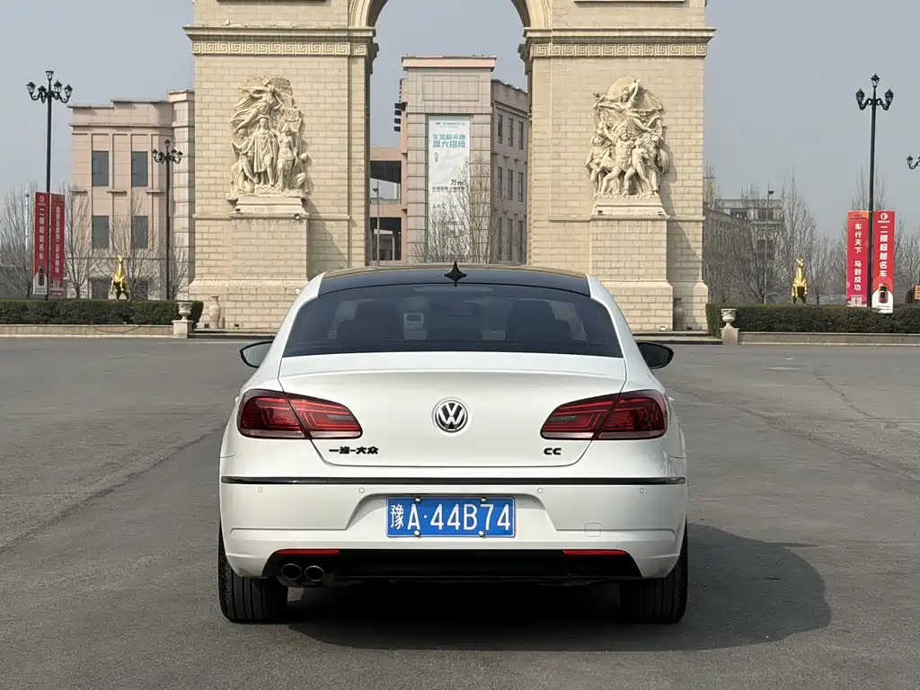 Volkswagen CC 2016 — фото 19