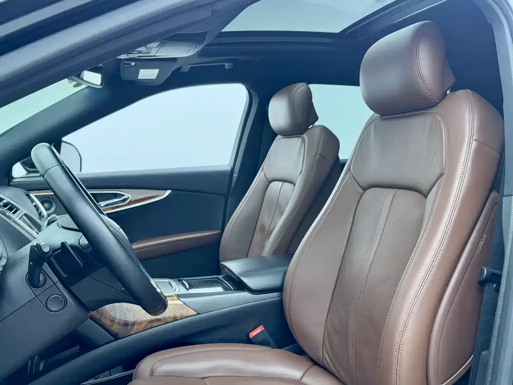 Lincoln MKX 2018 — фото 16