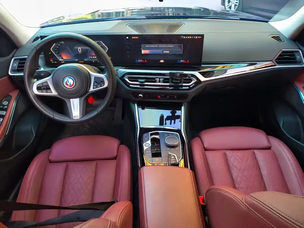 BMW i3 2023 — фото 5