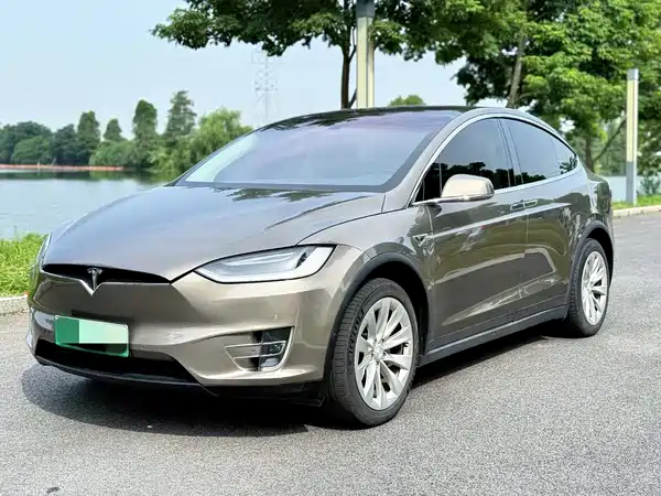 Tesla Model X 2017