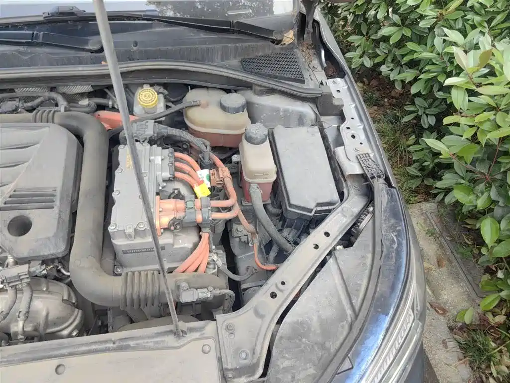 Roewe i6 MAX New Energy 2021 — фото 22