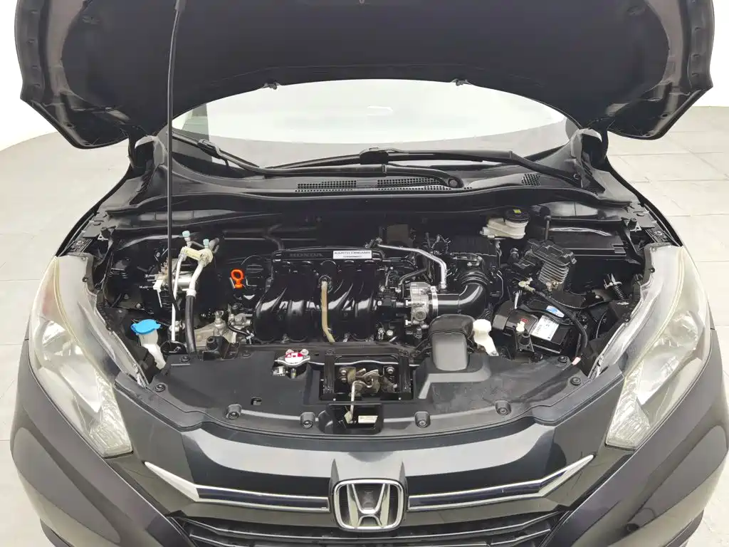 Honda Vezel 2015